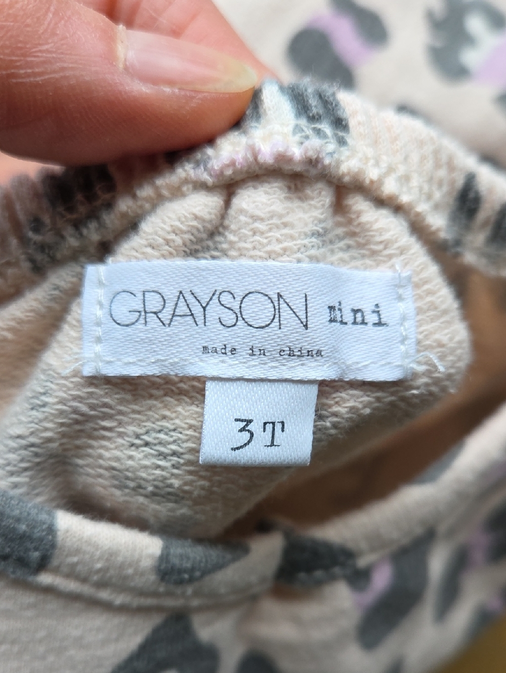Grayson Mini Sleeveless Leopard Print Jumpsuit Romper with Lavender Accents 3T - Picture 9 of 12